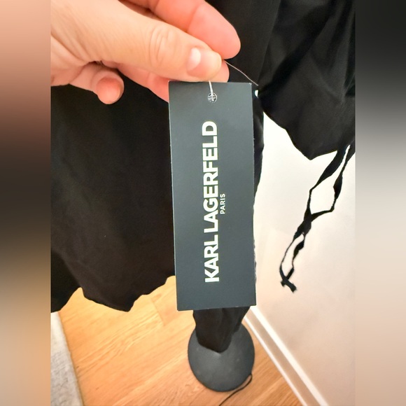 Karl Lagerfeld Black Top with White Bonjour Script - Picture 4 of 7